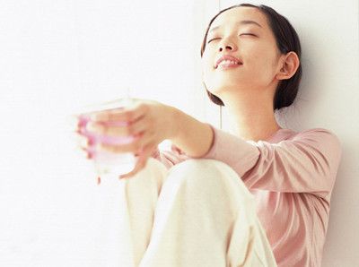 Ů���¾��ڼ����岻��Ż����ô�� www.027eat.com