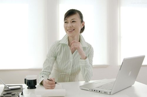 �＾������ɶ�� 9����������Ů����Զ�뼲�� www.027eat.com