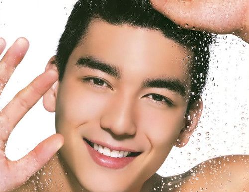 男人补水学会3步争当小白脸 www.027eat.com