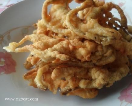 椒盐脆皮香椿鱼的做法 椒盐脆皮香椿鱼的做法