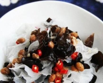 芥末黑白双耳的做法 芥末黑白双耳的做法