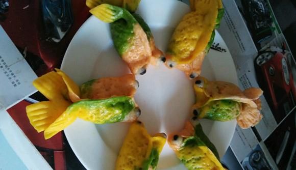 ��ɫ����С����������