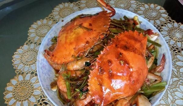 ����з������