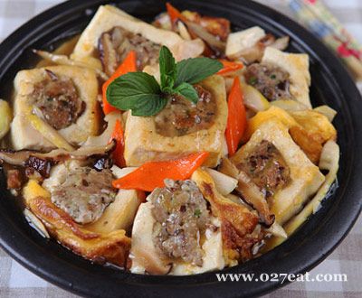 香菇猪肉酿豆腐煲的做法 香菇猪肉酿豆腐煲的做法
