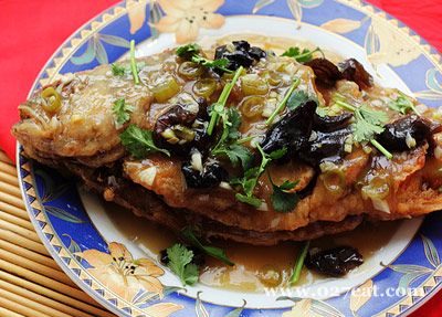 浇汁黄花鱼的做法 浇汁黄花鱼的做法