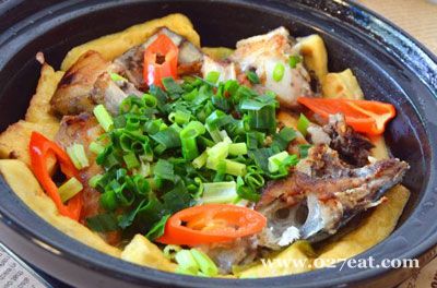 鱼头焖豆腐的做法 鱼头焖豆腐的做法