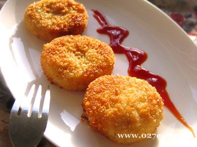 鸡肉可乐饼的做法 鸡肉可乐饼的做法