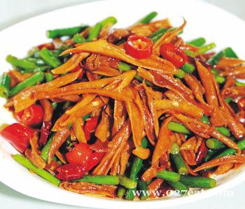 泡菜鹅肠的做法 泡菜鹅肠的做法