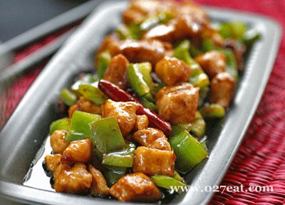 辣子鸡丁的做法 辣子鸡丁的做法