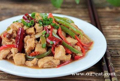 辣炒鸡丁的做法 辣炒鸡丁的做法