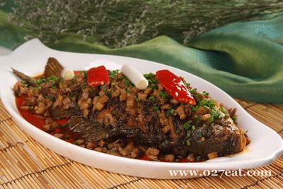 干烧鲫鱼的做法 干烧鲫鱼的做法