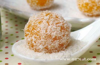 椰香南瓜糯米丸的做法 椰香南瓜糯米丸的做法