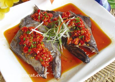 剁椒鸦片鱼头的做法 剁椒鸦片鱼头的做法