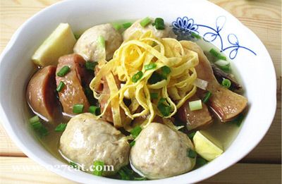 鱼肉丸蒸三鲜的做法 鱼肉丸蒸三鲜的做法