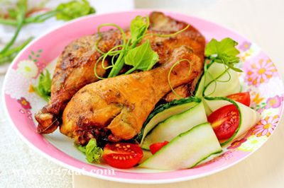 葱香微波鸡腿的做法 葱香微波鸡腿的做法