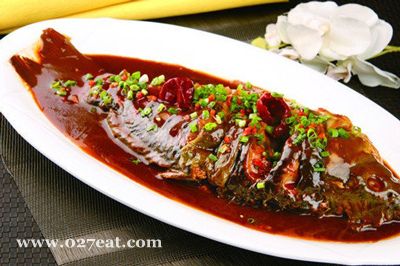 酱焖鲤鱼的做法 酱焖鲤鱼的做法