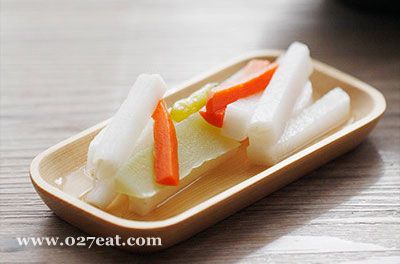 简易版泡菜萝卜的做法 简易版泡菜萝卜的做法