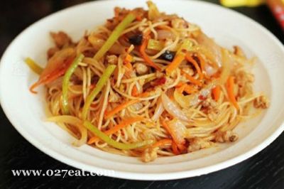 ��˿�����׷۵�����