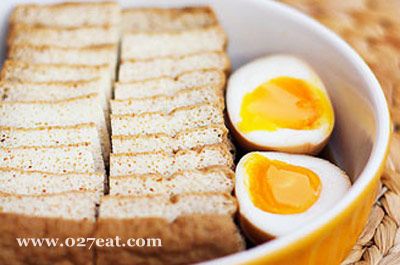 卤水豆腐蛋的做法 卤水豆腐蛋的做法