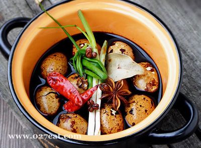 ����±��������