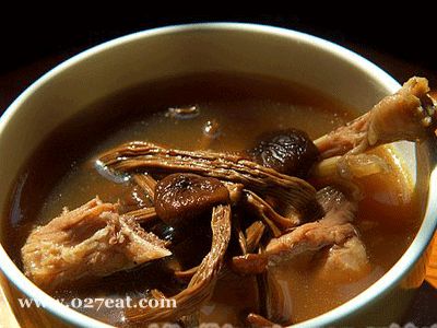 茶树菇煲鸡汤的做法 茶树菇煲鸡汤的做法