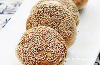 麻酱烧饼的做法 麻酱烧饼的做法