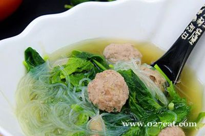 菠菜粉丝肉丸汤的做法 菠菜粉丝肉丸汤的做法