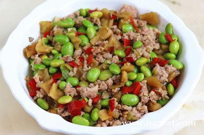 辣肉萝卜干炒毛豆子的做法图片,如何做,辣肉萝卜干炒毛豆子怎么做好吃详细步骤的做法