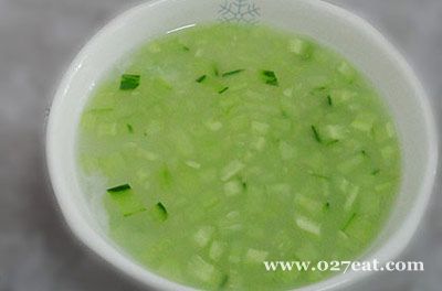 黄瓜大米粥的做法 黄瓜大米粥的做法