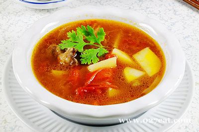 牛骨土豆汤的做法 牛骨土豆汤的做法
