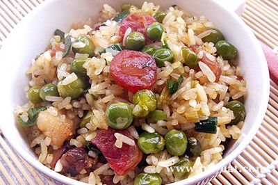 广东腊味糯米饭的做法 广东腊味糯米饭的做法