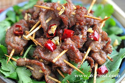 ��ǩ��Ȼţ�������