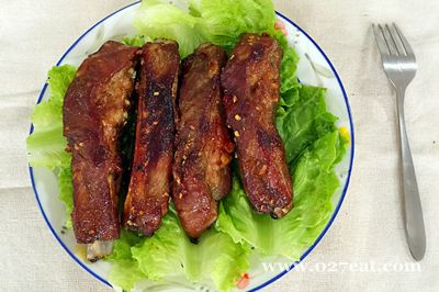 ������Ȼ���Źǵ�����