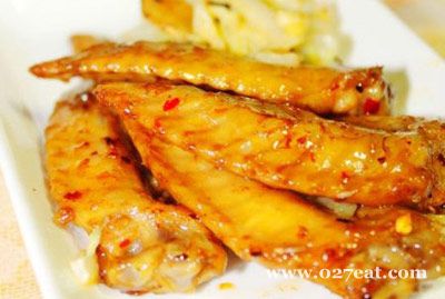 麻辣白菜鸡翼尖的做法 麻辣白菜鸡翼尖的做法