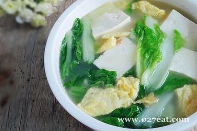 白菜豆腐鸡蛋汤的做法 白菜豆腐鸡蛋汤的做法