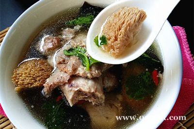 猴头菇猪骨汤的做法 猴头菇猪骨汤的做法