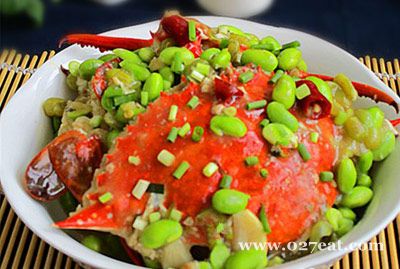 梭子蟹烧毛豆子的做法 梭子蟹烧毛豆子的做法