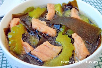 苦瓜海带瘦肉汤的做法 苦瓜海带瘦肉汤的做法