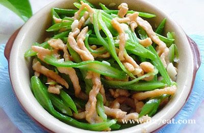 扁豆角炒肉丝的做法 扁豆角炒肉丝的做法