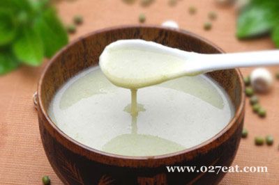 �ٺ����Ӷ���������