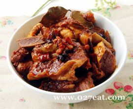 麻辣牛排骨的做法 麻辣牛排骨的做法