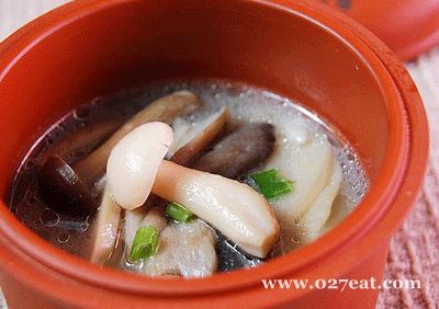 菌菇煲的做法 菌菇煲的做法