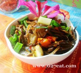 腊肉茶树菇的做法 腊肉茶树菇的做法