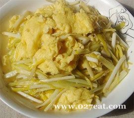 蒜黄炒滑蛋的做法图片,如何做,蒜黄炒滑蛋怎么做好吃详细步骤的做法
