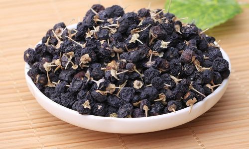 ���Ժ�ɫ��ʳ�ﲻ����˥�ϻ���Ԥ����֢ www.027eat.com