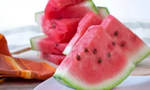 �ļ���ˮ�����£�����ǳԵ�Խ��Խ���� www.027eat.com