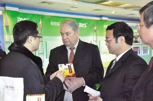 ����ҽҩ����ʵʩ���գ�����ҩ��ͷ��ηŴ��У� www.027eat.com