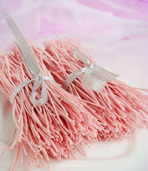 ���Ʒۺ�ɫ���������������