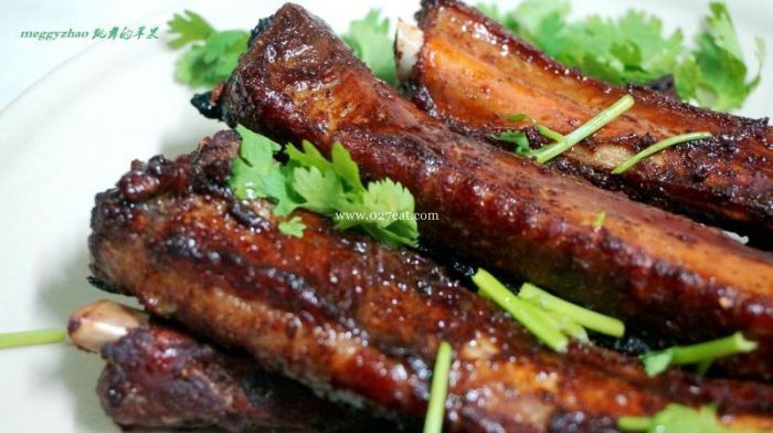 ����Ȼ�Źǵ�����������